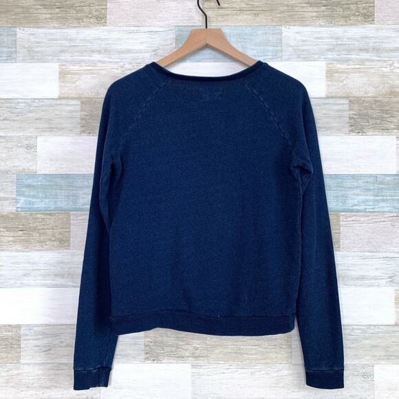 Levis Flower Applique Sweatshirt Blue French Terry Raglan Sleeve Womens Small - Picture 4 of 6